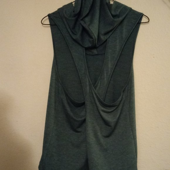 Victoria Secret Hoody tank - Picture 15 of 16